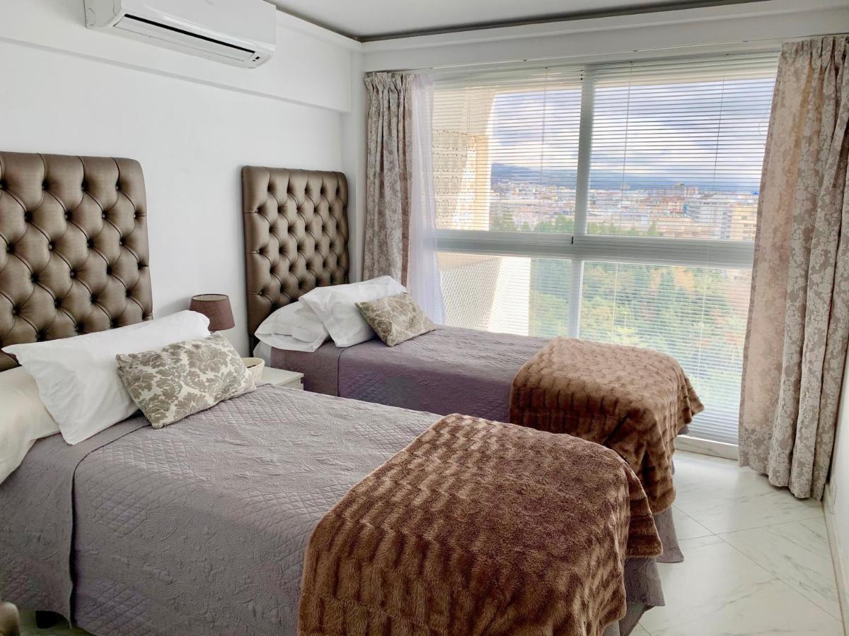 Skol 927A - Beachfront Central Luxury Penthouse マルベーリャ エクステリア 写真